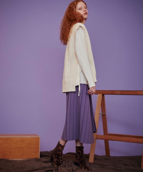 MAISON SPECIAL(メゾンスペシャル)の「ケーブルニットベスト【MAISON SPECIAL/メゾンスペシャル】(ニット/セーター・レディース・ホワイト/ブラック/ブラウン・FREE)」の12枚目の写真