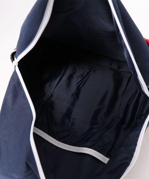 ellesse(エレッセ)の「【ellesse/エレッセ】フロントロゴ リュック バックパック 15L(バックパック/リュック・レディース・ネイビー/ブラック/ホワイト/トリコロール/ピンク/ミント/レッド・FREE)」の8枚目の写真