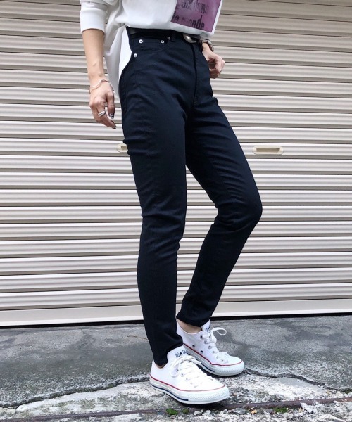 PAGEBOY（ページボーイ）の「ストレッチデニムスキニーパンツ【20SS】（デニムパンツ・レディース・ブラック/インディゴブルー/ブルー・25inch/26inch/27inch）」の6枚目の写真