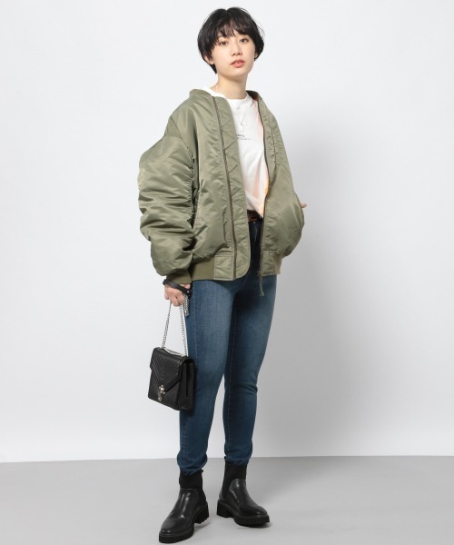 PAGEBOY（ページボーイ）の「ストレッチデニムスキニーパンツ【20SS】（デニムパンツ・レディース・ブラック/インディゴブルー/ブルー・25inch/26inch/27inch）」の10枚目の写真