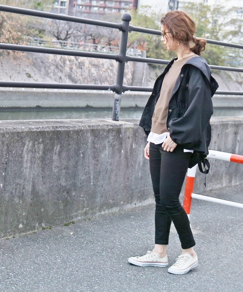 reca(レカ)の「袖ボリュームショート丈スウェット(スウェット・レディース・アイボリー/杢グレー/モカ/カーキ/ラベンダー・M)」の17枚目の写真