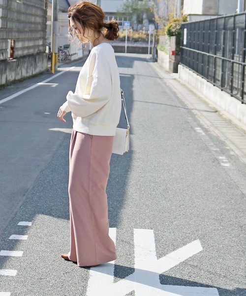 reca(レカ)の「袖ボリュームショート丈スウェット(スウェット・レディース・アイボリー/杢グレー/モカ/カーキ/ラベンダー・M)」の6枚目の写真