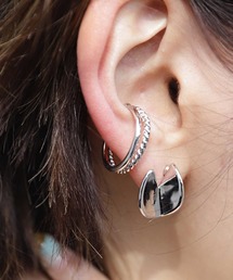 シンプルなのに存在感抜群◎イヤーカフ付きピアス