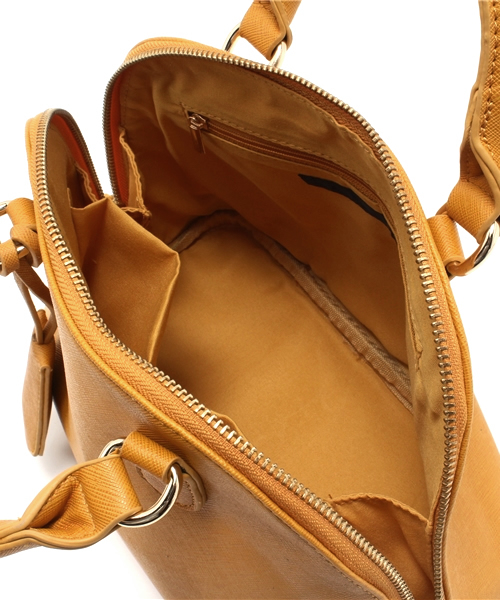 Heather(ヘザー)の「カラーミニボストンBAG 552891(ショルダーバッグ・レディース・ブラック/レッド/キャメル/アイボリー・FREE)」の9枚目の写真