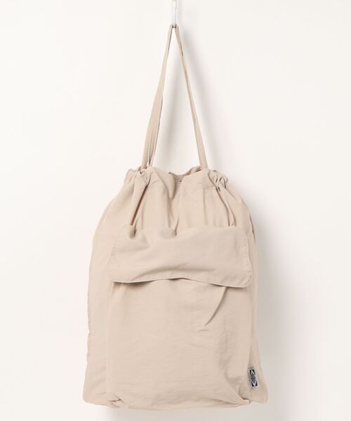 KOBE LETTUCE（コウベレタス）の「撥水加工折り畳みビッグポケットトートバッグ（トートバッグ・レディース・ブラック/グレイッシュベージュ/ピンク/ミント・FREE）」の13枚目の写真