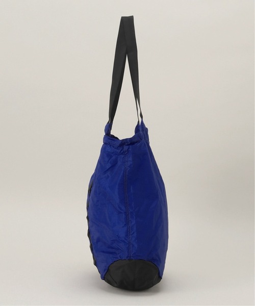 THE NORTH FACE（ザノースフェイス）の「【THE NORTH FACE / ザ ノースフェイス】 FLYWEIGHT TOTE（トートバッグ・メンズ・ブラック/ブルー/パープル・FREE）」の5枚目の写真