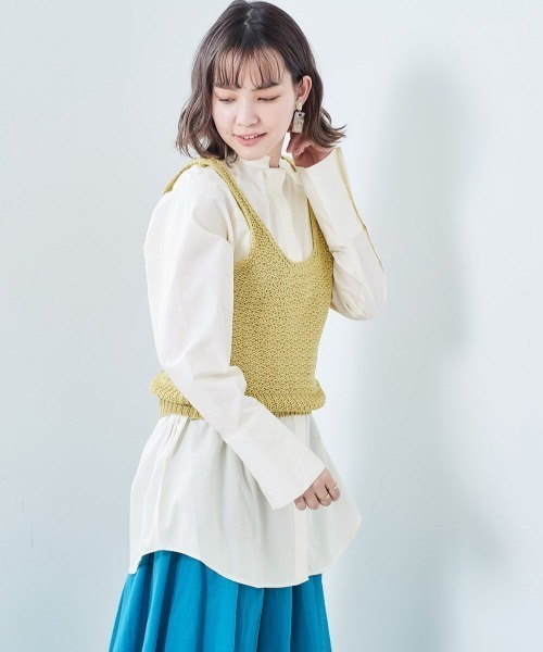 cepo（セポ）の「ニットベスト+ロングカフスシャツ レイヤード（シャツ/ブラウス・レディース・オフホワイト/ブラック/イエロー・M）」の9枚目の写真