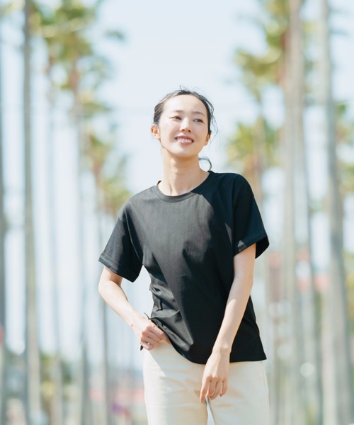 LB/S (エルビーエス)の「袖ロールカフサイドスリットTシャツ 汗染み防止加工素材 ビッグシルエット/オーバーサイズ(Tシャツ/カットソー・レディース・ホワイト/ブラック/ネイビー/ブラウン/ピンク系その他/ライトグリーン/カーキ/ブルー/サックスブルー/ライトベージュ・MEDIUM/LARGE)」の3枚目の写真