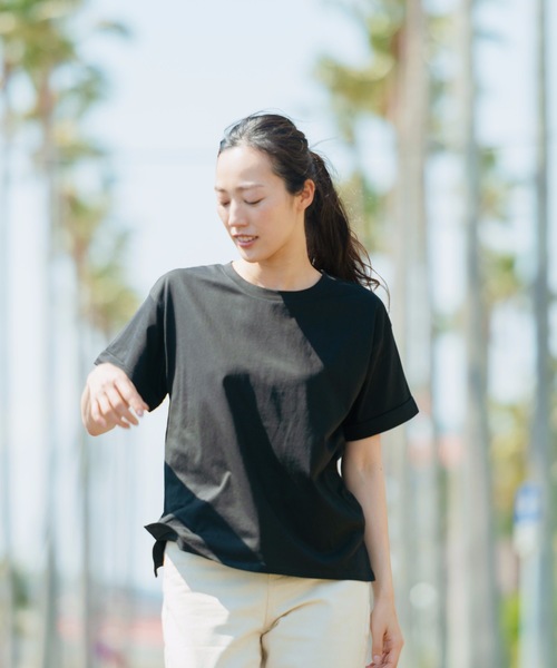 LB/S (エルビーエス)の「袖ロールカフサイドスリットTシャツ 汗染み防止加工素材 ビッグシルエット/オーバーサイズ(Tシャツ/カットソー・レディース・ホワイト/ブラック/ネイビー/ブラウン/ピンク系その他/ライトグリーン/カーキ/ブルー/サックスブルー/ライトベージュ・MEDIUM/LARGE)」の14枚目の写真