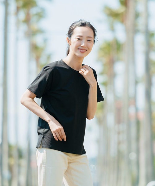 LB/S (エルビーエス)の「袖ロールカフサイドスリットTシャツ 汗染み防止加工素材 ビッグシルエット/オーバーサイズ(Tシャツ/カットソー・レディース・ホワイト/ブラック/ネイビー/ブラウン/ピンク系その他/ライトグリーン/カーキ/ブルー/サックスブルー/ライトベージュ・MEDIUM/LARGE)」の21枚目の写真