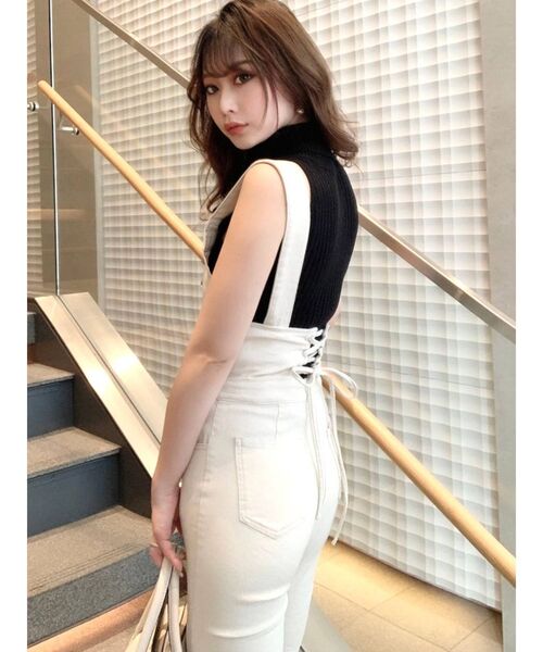 RESEXXY（リゼクシー）の「ストレッチフレアサロペット（つなぎ/オールインワン・レディース・ホワイト/ベージュ/インディゴブルー・FREE）」の16枚目の写真