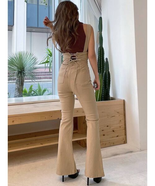 RESEXXY（リゼクシー）の「ストレッチフレアサロペット（つなぎ/オールインワン・レディース・ホワイト/ベージュ/インディゴブルー・FREE）」の12枚目の写真