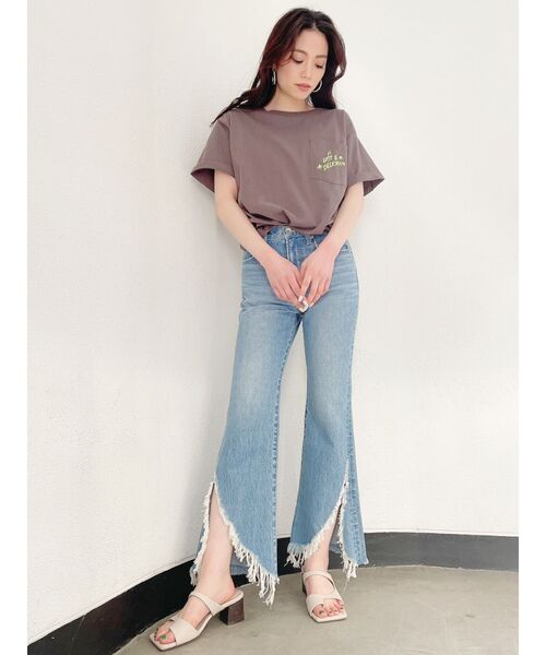 GYDA(ジェイダ)の「DELIBUNNY ポケットTシャツ(Tシャツ/カットソー・レディース・チャコールグレー/ダークグリーン/ベージュ/オフホワイト・FREE)」の9枚目の写真