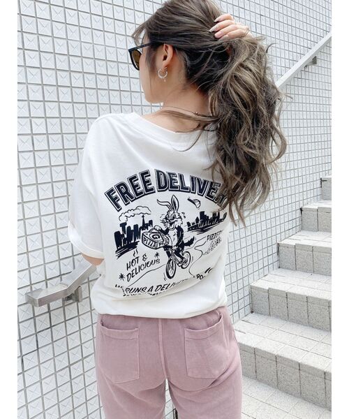 GYDA(ジェイダ)の「DELIBUNNY ポケットTシャツ(Tシャツ/カットソー・レディース・チャコールグレー/ダークグリーン/ベージュ/オフホワイト・FREE)」の21枚目の写真