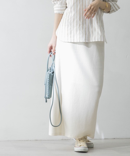 URBAN RESEARCH(アーバンリサーチ)の「ブークレライトリバーロングスカート(スカート・レディース・グレー系その他/アイボリー・FREE)」の11枚目の写真