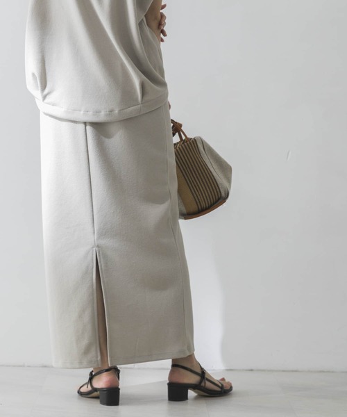 URBAN RESEARCH(アーバンリサーチ)の「ブークレライトリバーロングスカート(スカート・レディース・グレー系その他/アイボリー・FREE)」の12枚目の写真