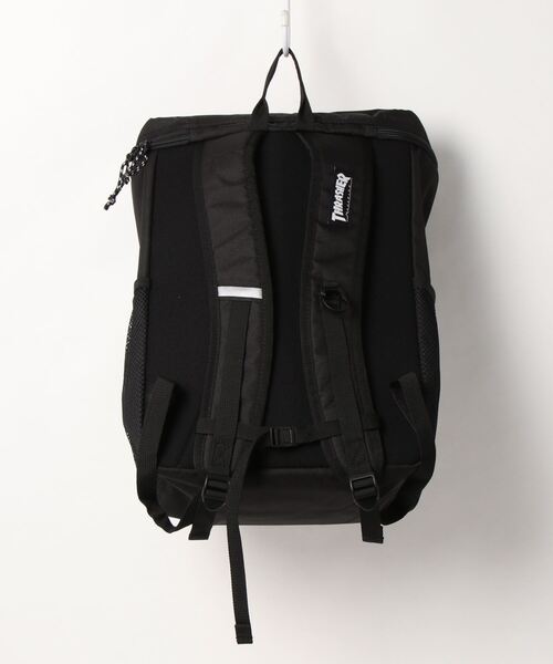 THRASHER(スラッシャー)の「HOMETOWN BACKPACK S 20L/スラッシャーバッグパックリュックサック(ショルダーバッグ・メンズ・ブラック×ホワイト/ブラック×レッド・FREE)」の5枚目の写真