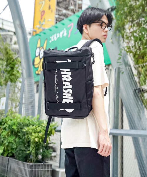 THRASHER(スラッシャー)の「HOMETOWN BACKPACK S 20L/スラッシャーバッグパックリュックサック(ショルダーバッグ・メンズ・ブラック×ホワイト/ブラック×レッド・FREE)」の22枚目の写真