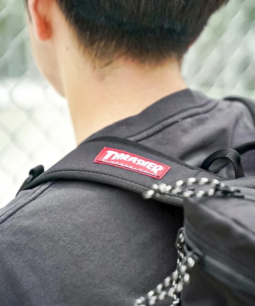 THRASHER(スラッシャー)の「HOMETOWN BACKPACK S 20L/スラッシャーバッグパックリュックサック(ショルダーバッグ・メンズ・ブラック×ホワイト/ブラック×レッド・FREE)」の10枚目の写真