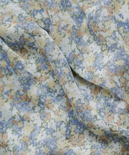 natural couture(ナチュラルクチュール)の「配色小花柄バルーンワンピース(ワンピース・レディース・ブラック/ネイビー/オフホワイト/サックスブルー・FREE)」の21枚目の写真