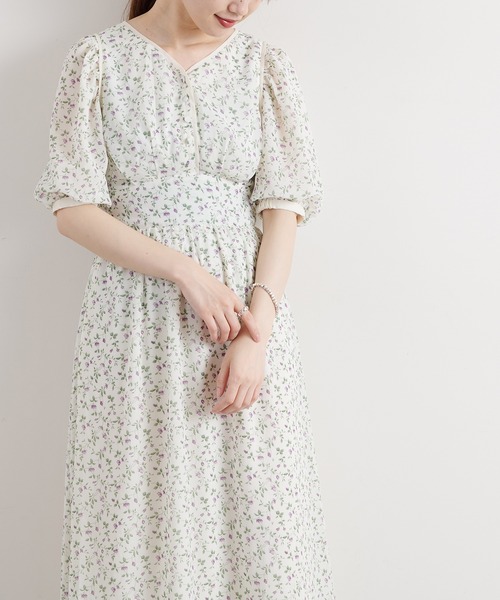 natural couture（ナチュラルクチュール）の「配色小花柄
