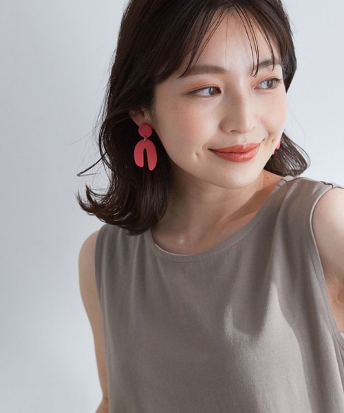 VIS（ビス）の「カラーアクリル変形ピアス（ピアス（両耳用）・レディース・ピンク/ミント/キャメル・FREE）」の6枚目の写真