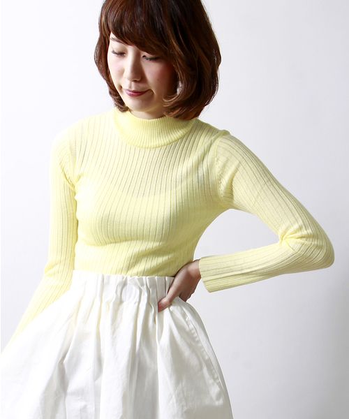 WEGO（ウィゴー）の「WEGO/ハイネックニット（ニット/セーター・レディース・オフホワイト/ホワイト系その他/ブラック/杢グレー/グリーン系その他/サックスブルー/ライトパープル/ライトイエロー・FREE）」の8枚目の写真