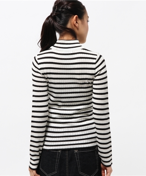 WEGO（ウィゴー）の「WEGO/ハイネックニット（ニット/セーター・レディース・オフホワイト/ホワイト系その他/ブラック/杢グレー/グリーン系その他/サックスブルー/ライトパープル/ライトイエロー・FREE）」の10枚目の写真