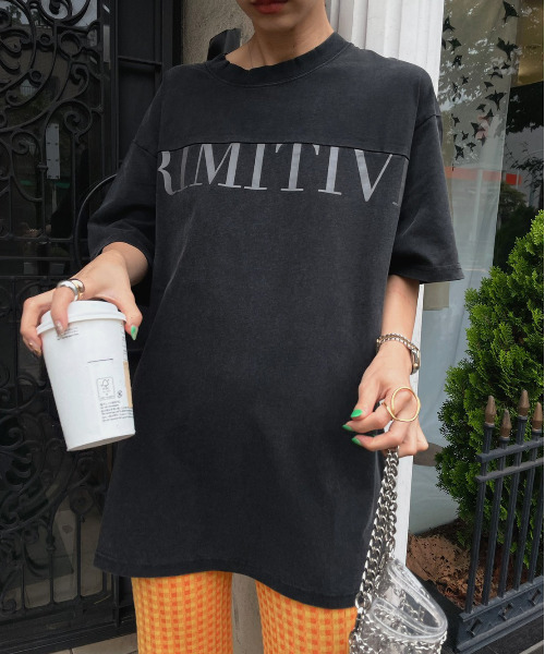 Ameri(アメリ)の「PRIMITIVE RUBBER TEE(Tシャツ/カットソー・レディース・ホワイト/ブラック・FREE)」の22枚目の写真