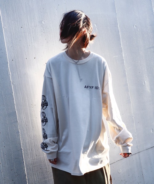 AFYF（エーエフワイエフ）の「【AFYF】AFYF Souvenir Long Sleeve T-Shirt "No.1" by GILDAN Ultra Cotton 6.0oz / AFYFスーベニア ロングスリーブ Tシャツ "No.1" ギルダンウルトラ コットン 6.0oz AFYF グラフィック by ロフトスキー（Tシャツ/カットソー・メンズ・ホワイト系その他/ブラック系その他/オレンジ系その他/ホワイト系その他2/ブラック系その他2/ホワイト系その他4/ホワイト系その他5/ブラック系その他3/ブラック系その他4/ホワイト系その他3/ブラック系その他5/ブラック系その他7/その他/ナチュラル/マルーン/ブラック系その他6/その他2/レッド系その他/ホワイト系その他7/ホワイト系その他6/レッド系その他2/ホワイト系/アッシュグレー/ライトブルー・LARGE/XX-LARGE/X-LARGE）」の17枚目の写真