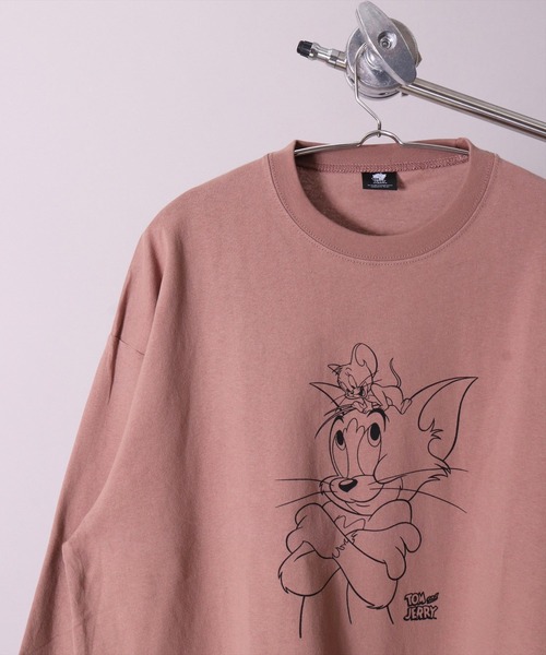 Tom&Jerry(トムアンドジェリー)の「【トムとジェリー】【ユニセックス】プリント 長袖 Tシャツ(DV)(Tシャツ/カットソー・メンズ・ブラック/ネイビー/オフホワイト/ミント/モカ/杢グレー・MEDIUM/LARGE/X-LARGE)」の4枚目の写真