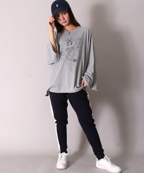 Tom&Jerry(トムアンドジェリー)の「【トムとジェリー】【ユニセックス】プリント 長袖 Tシャツ(DV)(Tシャツ/カットソー・メンズ・ブラック/ネイビー/オフホワイト/ミント/モカ/杢グレー・MEDIUM/LARGE/X-LARGE)」の11枚目の写真