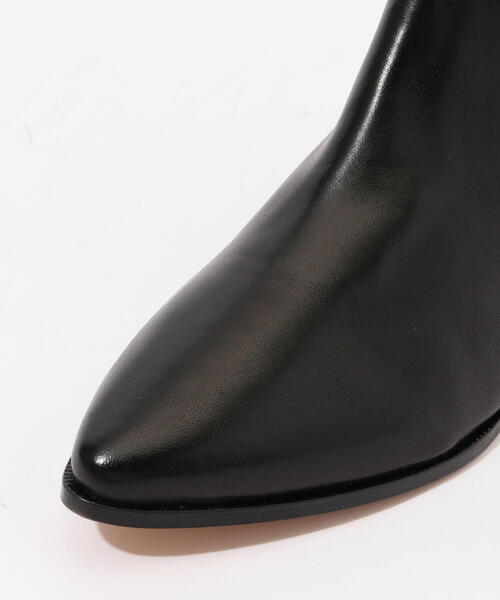 ISABEL MARANT(イザベルマラン)の「ISABEL MARANT DUIZA サイドゴアショートブーツ(ブーツ・レディース・ブラック/レッド・38/39/37/36)」の4枚目の写真