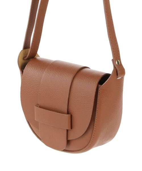 LAGUNAMOON（ラグナムーン）の「【AULENTTI】ラウンドフラップバッグ（ショルダーバッグ・レディース・ブラック/キャメル・FREE）」の9枚目の写真