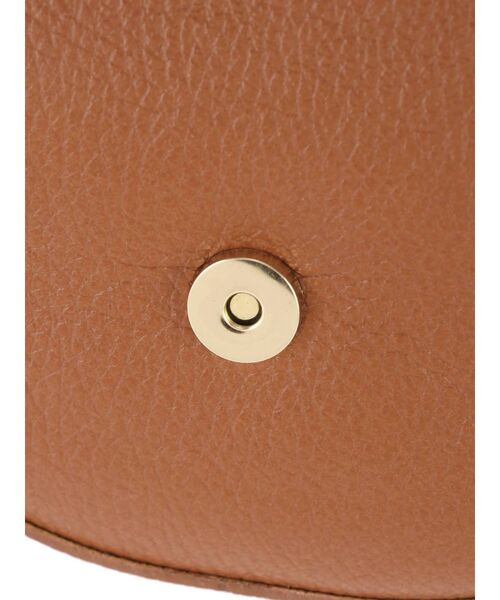 LAGUNAMOON（ラグナムーン）の「【AULENTTI】ラウンドフラップバッグ（ショルダーバッグ・レディース・ブラック/キャメル・FREE）」の11枚目の写真