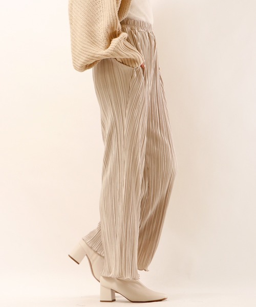 Brownie（ブラウニー）の「Brownie プリーツフレアーパンツ（その他パンツ・レディース・ベージュ/ブラウン/ミント/モカ・FREE）」の16枚目の写真