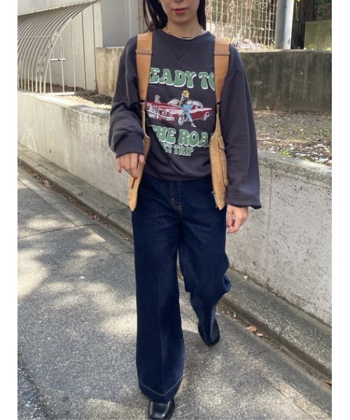 MOUSSY(マウジー)の「M BUTTON HW FLARE パンツ(デニムパンツ・レディース・ワンウォッシュ・2/1/0)」の14枚目の写真
