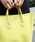YOUNG&OLSEN The DRYGOODS STORE�i�����O�A���h�I���Z���j�́uYOUNG & OLSEN/�����O�A���h�I���Z�� EMBOSSED LEATHER D TOTE M �V�{���U�[ �g�[�g�o�b�O 2WAY�n���h�o�b�O 2026�N�t�� �ē��ׁi�g�[�g�o�b�O�j�v�b�C�G���[