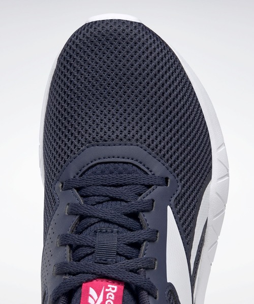 Reebok(リーボック)の「フレクサゴン エナジー 3 / Flexagon Energy 3 Shoes(スニーカー・レディース・ブラック×ホワイト/ネイビー/ダークグレー・22.5cm/23.5cm/24.5cm/25.5cm/23.0cm/24.0cm/25.0cm/26.0cm/22.0cm)」の13枚目の写真