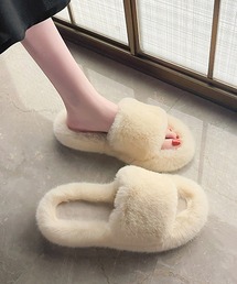 ふわふわファースリッパサンダル