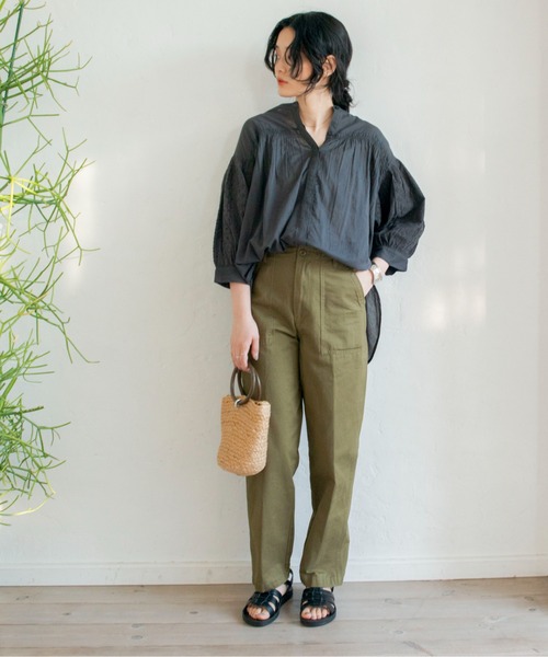 ANGIE（アンジー）の「ツイルベイカーパンツ（チノパンツ・レディース・ブラック/カーキ・SMALL/MEDIUM）」の4枚目の写真