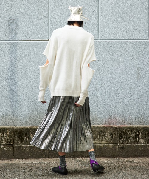 Narcissus（ナルシス）の「【SINN】Narcissusオリジナル　カットオフニット（ニット/セーター・レディース・ホワイト/ブラック/グリーン・FREE）」の15枚目の写真