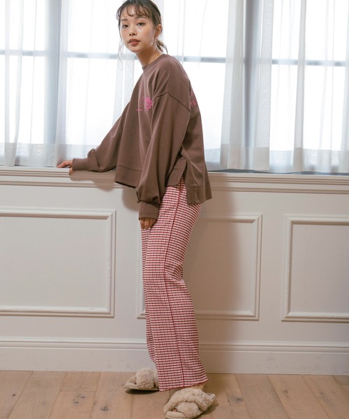 VIS（ビス）の「【ViSage】【MARION CREPESコラボ】裏毛起毛プリントプルオーバー（ルームウェア/パジャマ・レディース・ダークブラウン/クリーム・FREE）」の6枚目の写真