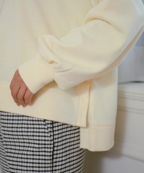 VIS（ビス）の「【ViSage】【MARION CREPESコラボ】裏毛起毛プリントプルオーバー（ルームウェア/パジャマ・レディース・ダークブラウン/クリーム・FREE）」の8枚目の写真