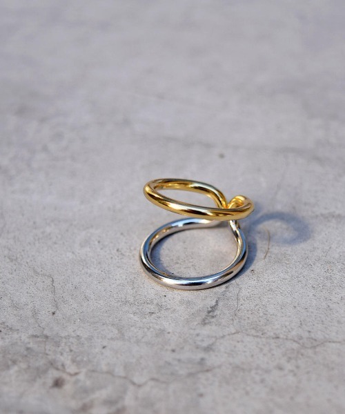 Marient（マリエント）の「Twin  Ring #2/リング（リング・レディース・シルバー×ゴールド・FREE）」の3枚目の写真