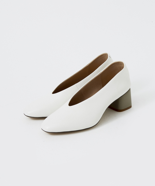 PICHE ABAHOUSE（ピシェ アバハウス）の「カラーヒールソフトパンプス（パンプス・レディース・ブラック/オフホワイト/ベージュ/マスタード・34/35/36/37/38/39/40）」の18枚目の写真