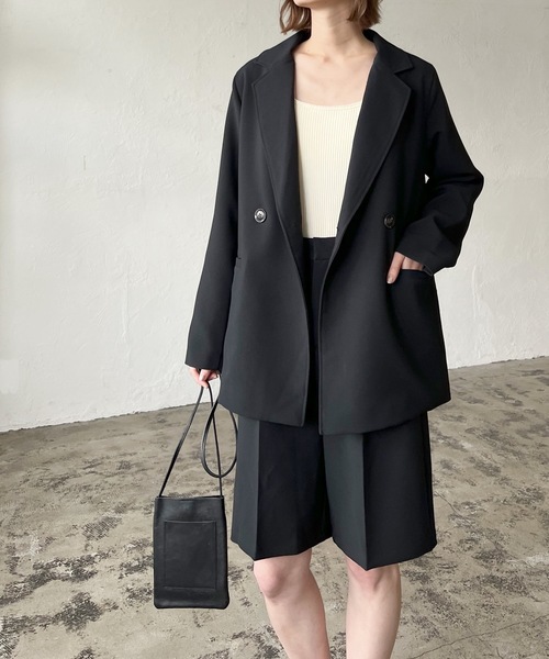 LIAN（リアン）の「テーラードジャケット＆ハーフパンツ　セットアップ（テーラードジャケット・レディース・アイボリー/ブラック/グレー/グレイッシュベージュ/ネイビー・FREE）」の8枚目の写真