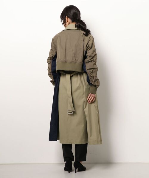 DOLLUPOOPS(ドールアップウップス)の「ブルゾンレイヤード風トレンチコート(トレンチコート・レディース・ライトカーキ/ベージュ・38)」の4枚目の写真