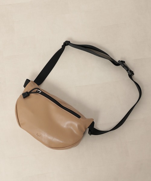 RIVE DROITE（リヴドロワ）の「R.good/アールドットグッド　クロスボディバッグ（ボディバッグ/ウエストポーチ・レディース・ブラック/サンドベージュ・FREE）」の15枚目の写真