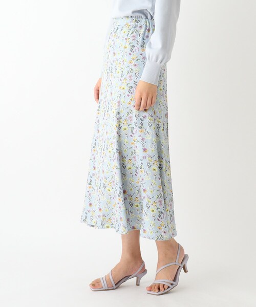 index（インデックス）の「◆フラワージャカードマーメイドスカート【WEB限定サイズ】（スカート・レディース・ホワイト系3/サックスブルー系・40/38/42/36）」の5枚目の写真
